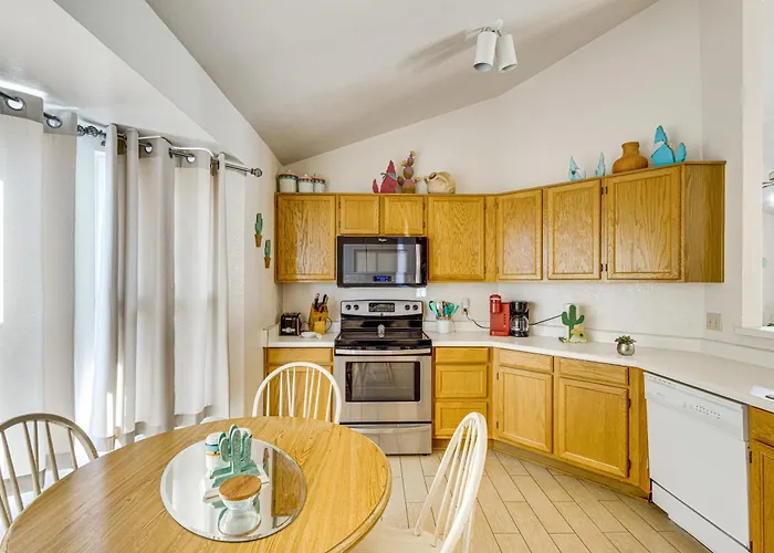 'southwest Getaway' W/ Fenced Yard In Chandler! Chandler