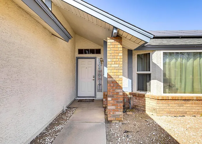 Holiday home 'southwest Getaway' W/ Fenced Yard In Chandler!